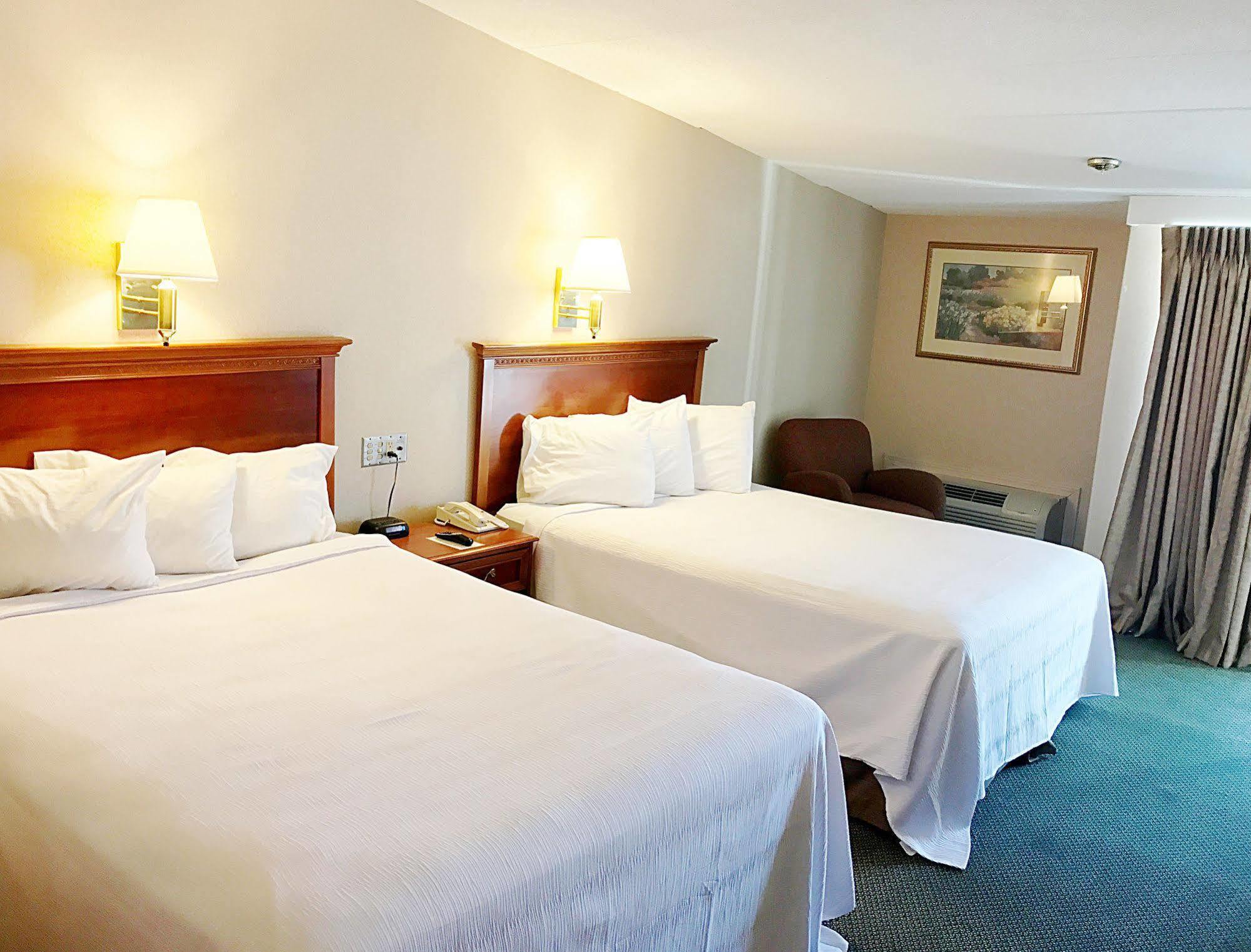 White River Inn & Suites Вайт-Рівер-Джанкшен Екстер'єр фото